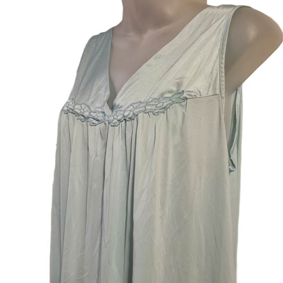 Vanity Fair Vintage Lightweight & Silky Summer Sleepgown in sz M - Picture 5 of 8